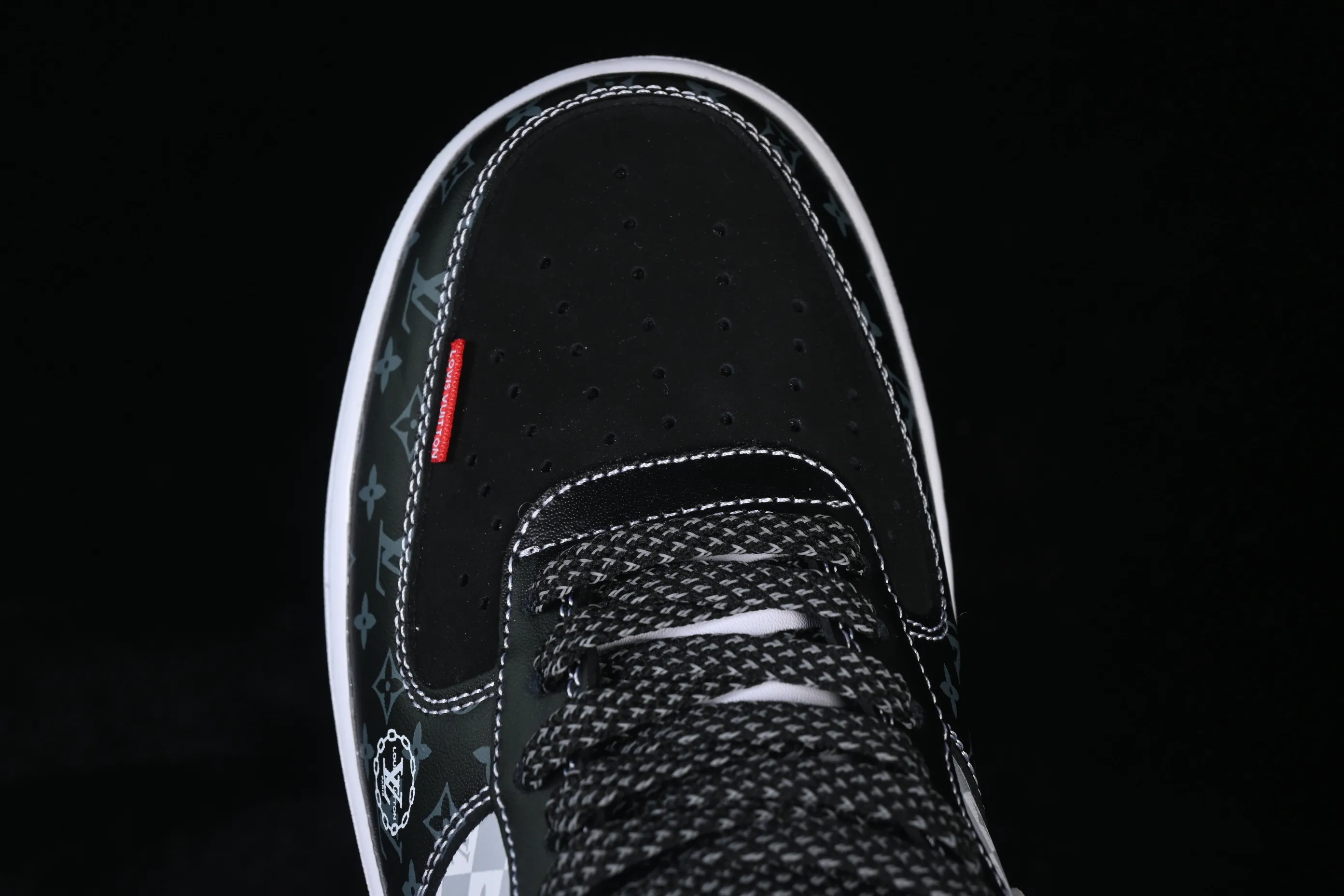 All categories Nk Air Force 1 Air Force series Nk Air Force 1 Low Air Force low-top Nike Air Force 1'07 Low joint model Air Force 1 low-top casual sneakers LV2288-004